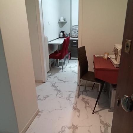 Acropolis Within 10Min. Walk! Apartment Атина Екстериор снимка